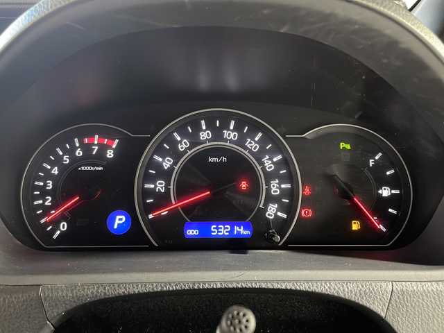 トヨタ ヴォクシー ZS 広島県 2019(令1)年 5.4万km ホワイトパールクリスタルシャイン 後席モニター　/10インチ社外ナビ　カロッツェリア/フルセグTV　CD/DVD　Bluetooth/両側パワースライドドア　/ビルトインETC/WAC　/バックカメラ/ＬＥＤヘッドライト/衝突被害軽減システム　/レーンキープアシスト　/コーナーセンサー/横滑り防止装置　/オートマチックハイビーム　/クルコン　/MTモード付/純正16インチアルミホイール/ドアバイザー