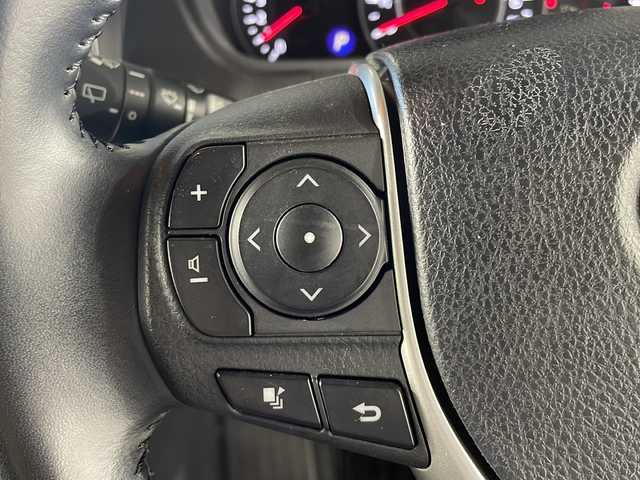 トヨタ ヴォクシー ZS 広島県 2019(令1)年 5.4万km ホワイトパールクリスタルシャイン 後席モニター　/10インチ社外ナビ　カロッツェリア/フルセグTV　CD/DVD　Bluetooth/両側パワースライドドア　/ビルトインETC/WAC　/バックカメラ/ＬＥＤヘッドライト/衝突被害軽減システム　/レーンキープアシスト　/コーナーセンサー/横滑り防止装置　/オートマチックハイビーム　/クルコン　/MTモード付/純正16インチアルミホイール/ドアバイザー