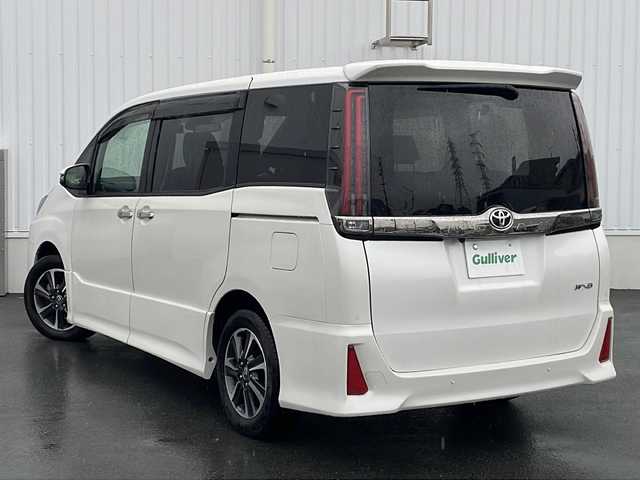 トヨタ ノア Si ダブルバイビーⅡ 三重県 2020(令2)年 4.8万km ホワイトパールクリスタルシャイン 純正10インチナビ/両側パワースライドドア/クルーズコントロール/ビルトイン2.0ETC/社外前後ドライブレコーダー/バックカメラ/ステアリングリモコン/オートライト/LEDヘッドライト/フォグライト/衝突軽減ブレーキ/レーンキープアシスト/先行車発進お知らせ/アイドリングストップ/16インチアルミホイール/スペアキー/電動格納ミラー/禁煙車