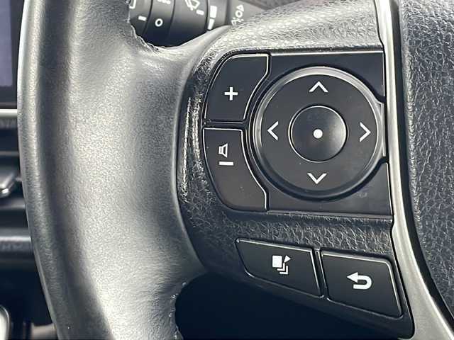 トヨタ ノア Si ダブルバイビーⅡ 三重県 2020(令2)年 4.8万km ホワイトパールクリスタルシャイン 純正10インチナビ/両側パワースライドドア/クルーズコントロール/ビルトイン2.0ETC/社外前後ドライブレコーダー/バックカメラ/ステアリングリモコン/オートライト/LEDヘッドライト/フォグライト/衝突軽減ブレーキ/レーンキープアシスト/先行車発進お知らせ/アイドリングストップ/16インチアルミホイール/スペアキー/電動格納ミラー/禁煙車