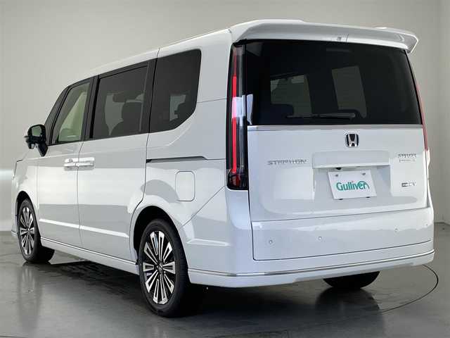 ホンダ ステップワゴン スパーダ eHEV プレミアムライン 愛知県 2025(令7)年 0.1万km未満 プラチナホワイトパール 登録済未使用車　ホンダコネクトナビ装着用スペシャルＰＫＧ　マルチビューカメラ　ＢＳＭ　ホンダセンシング　衝突軽減装置　追従クルコン　ハーフレザー　シートヒーター　電動リアゲート　両側パワスラ　禁煙車
