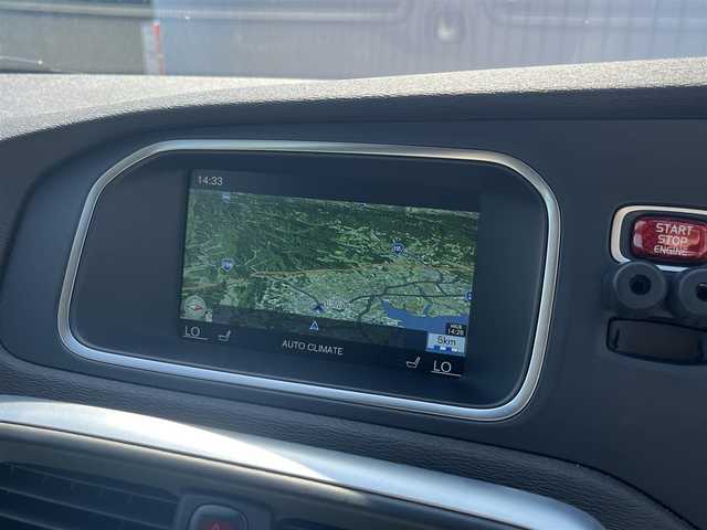 ボルボ Ｖ４０ D4 三重県 2015(平27)年 6.2万km 青 キーレスドライブ/純正ナビゲーション/地デジTV/バックカメラ/レザーシート/シートヒーター/メモリー付きパワーシート