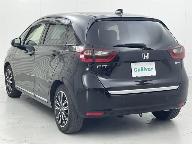 ホンダ フィット e:HEVリュクス 茨城県 2020(令2)年 5.7万km クリスタルブラックパール プッシュスタート/アイドリングストップ/追従型クルーズコントロール/ビルトインETC/バックカメラ/純正9インチナビ/フルセグテレビ/Bluetooth/DVD/ハーフレザーシート/シートヒーターD+N席/LEDヘッドライト/オートライト/オートマチックハイビーム/レーンキープアシスト
