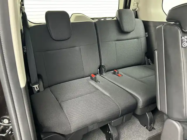 日産 セレナ ハイウェイスター V 三重県 2023(令5)年 0.6万km インペリアルアンバーP 禁煙車/プロパイロット/アラウンドビューモニター　/メーカー１２型ナビ　/AM/FM/BT/USB/HDMI/フルセグTV/スマホ連動/インテリジェントミラー　/純正ドライブレコーダー　/クリアランスソナー　/両側パワースライドドア　/ＢＳＭ　　/置くだけ充電　/ＥＴＣ/パドルシフト/純正LEDライト/オートハイビーム/フォグライト/電動パーキングブレーキ/オートホールド/保証書