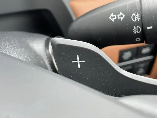 トヨタ ヴェルファイア ハイブリット Z プレミア 岐阜県 2023(令5)年 2.1万km ブラック 登録時走行距離21002km/純正14インチナビ/フルセグTV(AM.FM.CD.DVD.TV.BT)/純正13.2インチフリップダウンモニター/左右独立ムーンルーフ/両側パワースライドドア/全方位カメラ/ETC2.0/ブラインドスポットモニター/ドライブレコーダー/シートヒーター/エアシート/クリアランスソナー/衝突軽減ブレーキ/レーダークルーズコントロール/パーキングアシスト/レーンキープアシスト/オートマチックハイビーム/ワイヤレス充電/デジタルインナーミラー/アイドリングストップ/電動リアゲート/モデリスタマルチカラーインテリアイルミネーション/19インチ純正AW/純正フロアマット