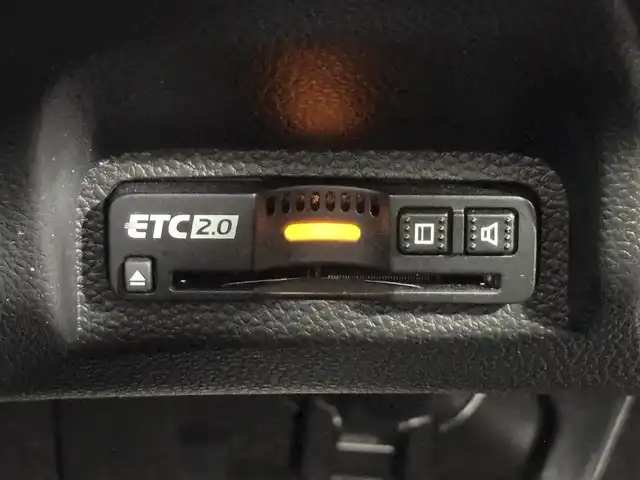 ホンダ ヴェゼル ハイブリッド e:HEV PLaY 大阪府 2022(令4)年 0.9万km サンドカーキパール サンルーフ 純正9incナビTV Bカメラ ETC2.0 ホンダセンシング ハーフレザー シートヒーター 電動リアゲート 衝突軽減 レーダーC BSM クリアランスソナー 置き型充電 前後ドラレコ
