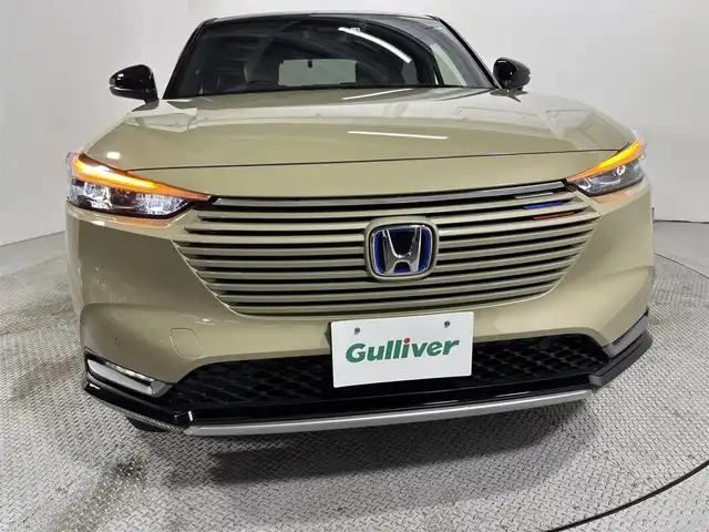 ホンダ ヴェゼル ハイブリッド e:HEV PLaY 大阪府 2022(令4)年 0.9万km サンドカーキパール サンルーフ 純正9incナビTV Bカメラ ETC2.0 ホンダセンシング ハーフレザー シートヒーター 電動リアゲート 衝突軽減 レーダーC BSM クリアランスソナー 置き型充電 前後ドラレコ
