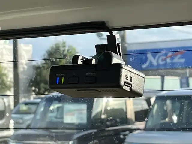 スズキ スペーシア HYBRID G 宮崎県 2020(令2)年 5.1万km ピュアホワイトP 純正ナビ/フルセグTV/バックカメラ/ビルトインETC/ドライブレコーダー/セーフティサポート/・デュアルセンサーブレーキサポート/・前後誤発進抑制機能/・車線逸脱警報機能/・ふらつき警報機能/・先行車発進お知らせ機能/・ハイビームアシスト/・後退時ブレーキサポート/・リアパーキングセンサー/オートライト/オートエアコン/スマートキー/キーレスプッシュスタートシステム/禁煙車