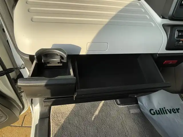 スズキ スペーシア HYBRID G 宮崎県 2020(令2)年 5.1万km ピュアホワイトP 純正ナビ/フルセグTV/バックカメラ/ビルトインETC/ドライブレコーダー/セーフティサポート/・デュアルセンサーブレーキサポート/・前後誤発進抑制機能/・車線逸脱警報機能/・ふらつき警報機能/・先行車発進お知らせ機能/・ハイビームアシスト/・後退時ブレーキサポート/・リアパーキングセンサー/オートライト/オートエアコン/スマートキー/キーレスプッシュスタートシステム/禁煙車