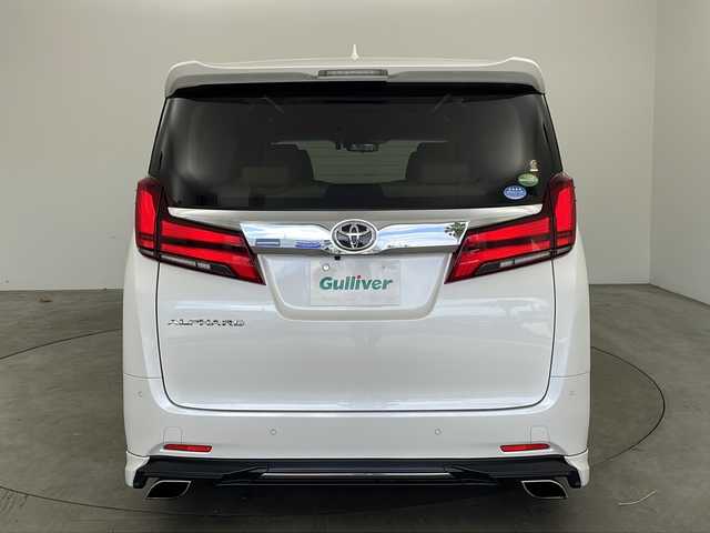 トヨタ アルファード G 兵庫県 2020(令2)年 4.9万km ホワイトパールクリスタルシャイン ・ワンオーナー車/・純正ナビ/CD/DVD/SD/TV/Bluetooth接続/・純正リアフリップダウンモニター/・両側パワースライドドア/・前席パワーシート/・運転席メモリーシート/・革シート/・前席シートヒーター/ベンチレーション/・パワーバックドア/・デジタルインナーミラー/・TRDエアロ/・前方ドライブレコーダー/・AC100V電源/・nanoeエアコン/・WORK20インチアルミホイール/・社外車高調/・社外マフラー/・3眼LEDヘッドランプ/・LEDフォグランプ/・ビルトインETC2.0/・スマートキー/・スペアキー/・純正ウッドコンビステアリング/・取扱説明書/・カーテンエアバッグ/・トヨタセーフティセンス/・プリクラッシュセーフティ/・レーントレーシングアシスト/・レーダークルーズコントロール/・ロードサインアシスト/・アダプティブハイビームシステム/・先行車発進告知機能/・ブラインドスポットモニター/・前後クリアランスソナー/・バックガイドモニター/・ドライブスタートコントロール/・車両運動統合制御システム/・パーキングサポートブレーキ