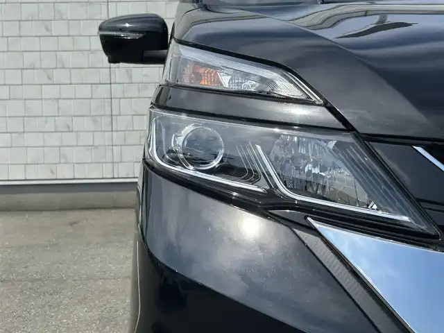 日産 セレナ ハイウェイスターVセレクションⅡ 福岡県 2019(平31)年 3.8万km ダイヤモンドブラック 純正9型SDナビ(フルセグTV/CD/DVD/BT)アラウンドビューモニター後席フリップダウンモニターエマージェンシーブレーキコーナーセンサー両側パワスラクルコンドラレコETCUSBポート純正LEDヘッドライト純正フロアマット純正16インチアルミホイールプッシュスタートスマートキー