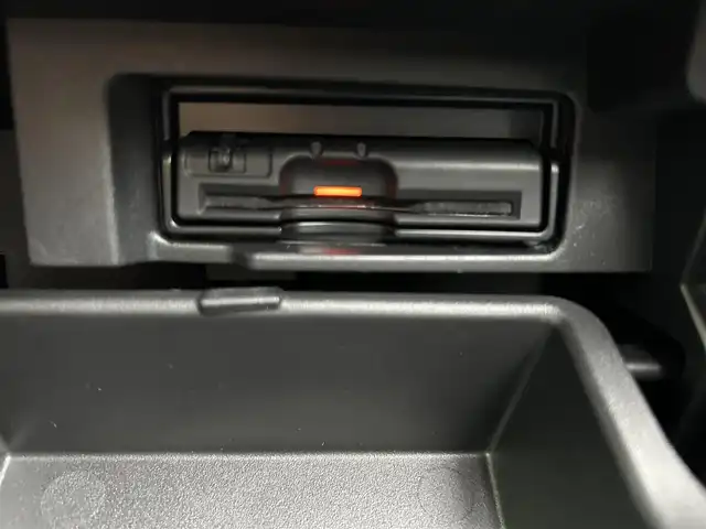 日産 セレナ ハイウェイスターVセレクションⅡ 福岡県 2019(平31)年 3.8万km ダイヤモンドブラック 純正9型SDナビ(フルセグTV/CD/DVD/BT)アラウンドビューモニター後席フリップダウンモニターエマージェンシーブレーキコーナーセンサー両側パワスラクルコンドラレコETCUSBポート純正LEDヘッドライト純正フロアマット純正16インチアルミホイールプッシュスタートスマートキー