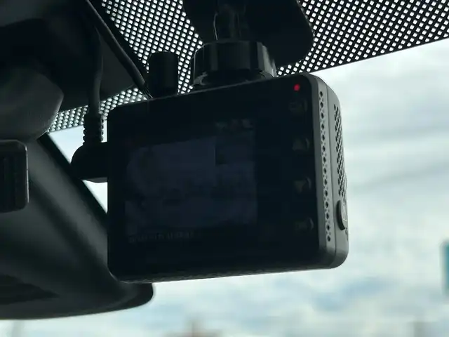 日産 デイズ J 愛媛県 2018(平30)年 1.5万km 黒 社外ナビ（Panasonic製）/BT/AM・FM/CD/DVD/ETC/前後ドライブレコーダー/バックカメラ/コーナーセンサー/衝突軽減システム/踏み間違え防止装置/ステアリングスイッチ/リモコンキー/スペアキー/純正フロアマット