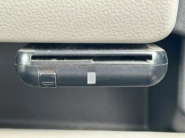 日産 デイズ J 愛媛県 2018(平30)年 1.5万km 黒 社外ナビ（Panasonic製）/BT/AM・FM/CD/DVD/ETC/前後ドライブレコーダー/バックカメラ/コーナーセンサー/衝突軽減システム/踏み間違え防止装置/ステアリングスイッチ/リモコンキー/スペアキー/純正フロアマット