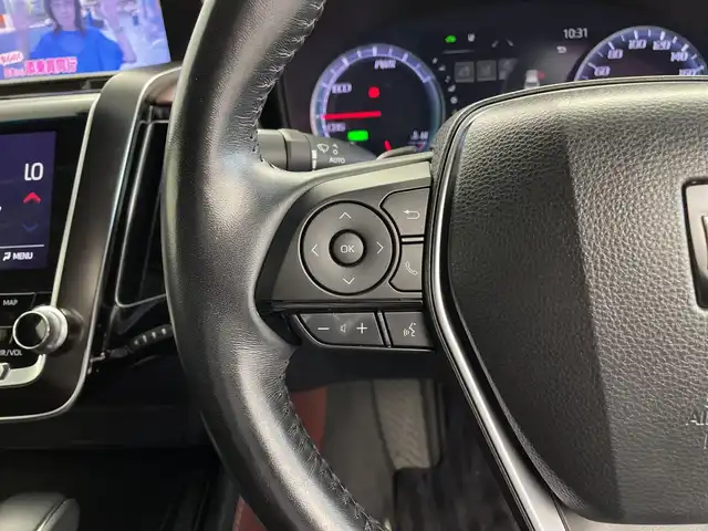 トヨタ クラウン ハイブリッド RS 鹿児島県 2019(平31)年 5.9万km プレシャスブラックパール ワンオーナー/サンルーフ/トヨタセーフティセンス/純正ナビ/(フルセグＴＶ/Bluetooth/CD/DVD/FM/AM)/ＥＴＣ２．０/バックカメラ/三眼ＬＥＤヘッドライト/シーケンシャル/プッシュスタート/オートハイビーム/レーンキープアシスト/クルーズコントロール/純正１８ＡＷ/純正フロアマット/サイドカーテンエアバッグ/シートヒーター/前席パワーシート