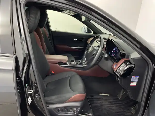 トヨタ クラウン ハイブリッド RS 鹿児島県 2019(平31)年 5.9万km プレシャスブラックパール ワンオーナー/サンルーフ/トヨタセーフティセンス/純正ナビ/(フルセグＴＶ/Bluetooth/CD/DVD/FM/AM)/ＥＴＣ２．０/バックカメラ/三眼ＬＥＤヘッドライト/シーケンシャル/プッシュスタート/オートハイビーム/レーンキープアシスト/クルーズコントロール/純正１８ＡＷ/純正フロアマット/サイドカーテンエアバッグ/シートヒーター/前席パワーシート