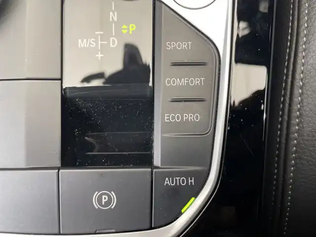 ＢＭＷ Ｍ２３５ｉ グランクーペ xDrive 栃木県 2020(令2)年 4万km メルボルンレッド 4WD/ターボ/BMW Mパフォーマンスキャリパー(黄色)/リアスポイラー/サンルーフ/純正ナビ/(Bluetooth・AppleCarPlay・USB)/バックカメラ/衝突軽減システム/レーンキープアシスト/オートクルーズコントロール/ヘッドアップディスプレイ/ブラインドスポットモニター/前後コーナーセンサー/前後ドライブレコーダー/パーキングアシスト/本革シート/前席パワーシート(運転席メモリー機能付き)/置くだけ充電/パドルシフト/レーダー/オートホールド/LEDヘッドライト/オートライト/オートハイビーム/ビルトインETC/純正アルミホイール/純正フロアマット/ルーフカーボンフィルム/アイドリングストップ/スマートキー/スペアキー1本/取扱説明書/保証書