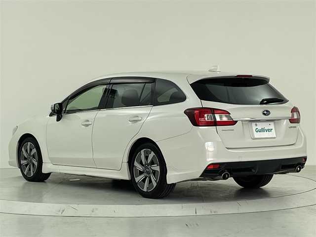 スバル レヴォーグ 1．6GT 大阪府 2014(平26)年 10.6万km クリスタルホワイトP 純正ナビ/クルーズコントロール/ＥＴＣ/スマートキー/プッシュスタート/アイドリングストップ/革巻きステアリング/電格ミラー/純正１７インチアルミホイール/フロアマット/ドアバイザー/レーンアシストキープ
