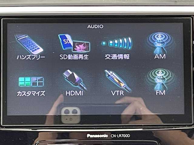 スバル レヴォーグ 1．6GT 大阪府 2014(平26)年 10.6万km クリスタルホワイトP 純正ナビ/クルーズコントロール/ＥＴＣ/スマートキー/プッシュスタート/アイドリングストップ/革巻きステアリング/電格ミラー/純正１７インチアルミホイール/フロアマット/ドアバイザー/レーンアシストキープ