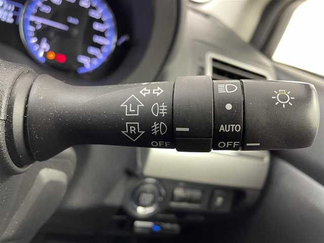 スバル レヴォーグ 1．6GT 大阪府 2014(平26)年 10.6万km クリスタルホワイトP 純正ナビ/クルーズコントロール/ＥＴＣ/スマートキー/プッシュスタート/アイドリングストップ/革巻きステアリング/電格ミラー/純正１７インチアルミホイール/フロアマット/ドアバイザー/レーンアシストキープ