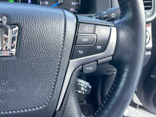 トヨタ クラウン マジェスタ Fバージョン 栃木県 2015(平27)年 5.5万km プレシャスシルバー 純正ナビ/Ｂｌｕｅｔｏｏｔｈ/ＴＶ視聴可/パワーシート/シートヒーター/ベンチレーション/レザーシート/ステアリングヒーター/クルーズコントロール/純正フロアマット/純正アルミホイール/ＬＥＤライト/ABS/横滑り防止機能/コーナーセンサー/盗難防止装置/衝突被害軽減システム