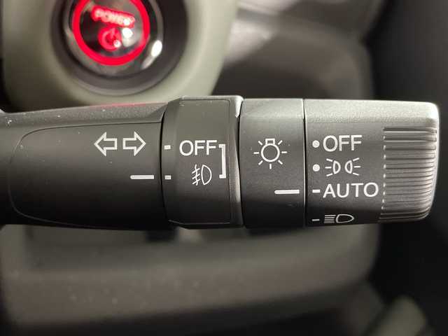 ホンダ フリード ハイブリット e:HEV クロスター 福岡県 2025(令7)年 0.1千km メテオロイドグレーメタリック 禁煙車/純正9インチナビ（LXM-242ZFNI）/フルセグテレビ/バックカメラ/レーダークルーズコントロール/LEDヘッドライト/シートヒーター/純正15インチアルミホイール/両側パワースライドドア/スマートキー/プッシュスタートエンジン/革巻きステアリング/ブラインドスポットモニター