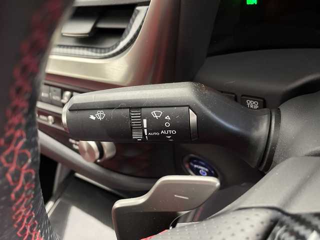 レクサス ＥＳ 300h Fスポーツ 鹿児島県 2020(令2)年 2.9万km グラファイトブラックガラスフレーク ワンオーナー/メーカーOPナビ/(CD/DVD/BT/フルセグ)/サンルーフ/レクサスセーフティシステム＋/パノラミックビューモニター/バックカメラ/プリクラッシュセーフティー/レーントレーシングアシスト/ブラインドスポットモニター/パーキングサポートアラート/レーダークルーズコントロール/前席パワーシート/前席シートヒーター/前席シートベンチレーション/運転席シートメモリー/ステアリングヒーター/オートハイビーム/オートライト/社外レーダー/前方ドライブレコーダー/ビルトインETC2.0/パドルシフト/電動リヤサンシェード/純正フロアマット