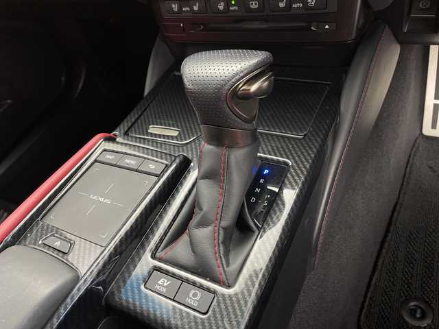 レクサス ＥＳ 300h Fスポーツ 鹿児島県 2020(令2)年 2.9万km グラファイトブラックガラスフレーク ワンオーナー/メーカーOPナビ/(CD/DVD/BT/フルセグ)/サンルーフ/レクサスセーフティシステム＋/パノラミックビューモニター/バックカメラ/プリクラッシュセーフティー/レーントレーシングアシスト/ブラインドスポットモニター/パーキングサポートアラート/レーダークルーズコントロール/前席パワーシート/前席シートヒーター/前席シートベンチレーション/運転席シートメモリー/ステアリングヒーター/オートハイビーム/オートライト/社外レーダー/前方ドライブレコーダー/ビルトインETC2.0/パドルシフト/電動リヤサンシェード/純正フロアマット