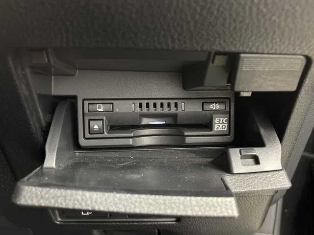 レクサス ＥＳ 300h Fスポーツ 鹿児島県 2020(令2)年 2.9万km グラファイトブラックガラスフレーク ワンオーナー/メーカーOPナビ/(CD/DVD/BT/フルセグ)/サンルーフ/レクサスセーフティシステム＋/パノラミックビューモニター/バックカメラ/プリクラッシュセーフティー/レーントレーシングアシスト/ブラインドスポットモニター/パーキングサポートアラート/レーダークルーズコントロール/前席パワーシート/前席シートヒーター/前席シートベンチレーション/運転席シートメモリー/ステアリングヒーター/オートハイビーム/オートライト/社外レーダー/前方ドライブレコーダー/ビルトインETC2.0/パドルシフト/電動リヤサンシェード/純正フロアマット