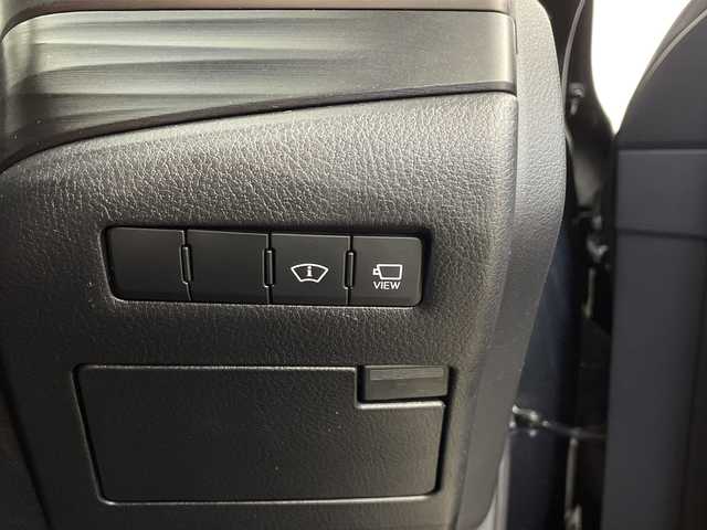 レクサス ＥＳ 300h Fスポーツ 鹿児島県 2020(令2)年 2.9万km グラファイトブラックガラスフレーク ワンオーナー/メーカーOPナビ/(CD/DVD/BT/フルセグ)/サンルーフ/レクサスセーフティシステム＋/パノラミックビューモニター/バックカメラ/プリクラッシュセーフティー/レーントレーシングアシスト/ブラインドスポットモニター/パーキングサポートアラート/レーダークルーズコントロール/前席パワーシート/前席シートヒーター/前席シートベンチレーション/運転席シートメモリー/ステアリングヒーター/オートハイビーム/オートライト/社外レーダー/前方ドライブレコーダー/ビルトインETC2.0/パドルシフト/電動リヤサンシェード/純正フロアマット