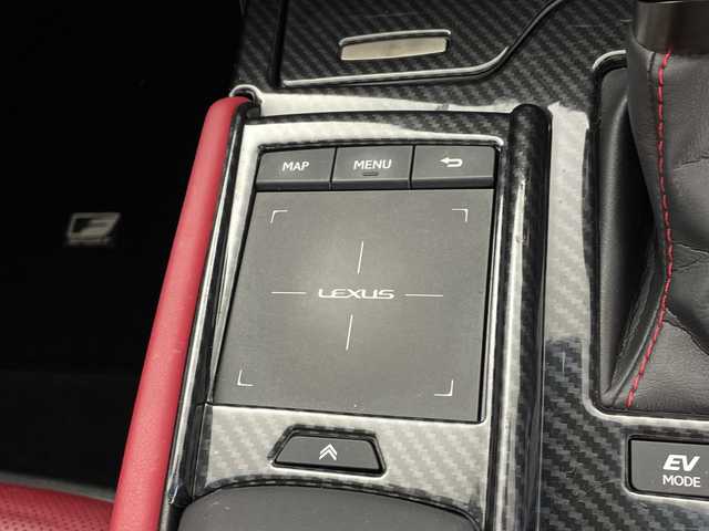 レクサス ＥＳ 300h Fスポーツ 鹿児島県 2020(令2)年 2.9万km グラファイトブラックガラスフレーク ワンオーナー/メーカーOPナビ/(CD/DVD/BT/フルセグ)/サンルーフ/レクサスセーフティシステム＋/パノラミックビューモニター/バックカメラ/プリクラッシュセーフティー/レーントレーシングアシスト/ブラインドスポットモニター/パーキングサポートアラート/レーダークルーズコントロール/前席パワーシート/前席シートヒーター/前席シートベンチレーション/運転席シートメモリー/ステアリングヒーター/オートハイビーム/オートライト/社外レーダー/前方ドライブレコーダー/ビルトインETC2.0/パドルシフト/電動リヤサンシェード/純正フロアマット