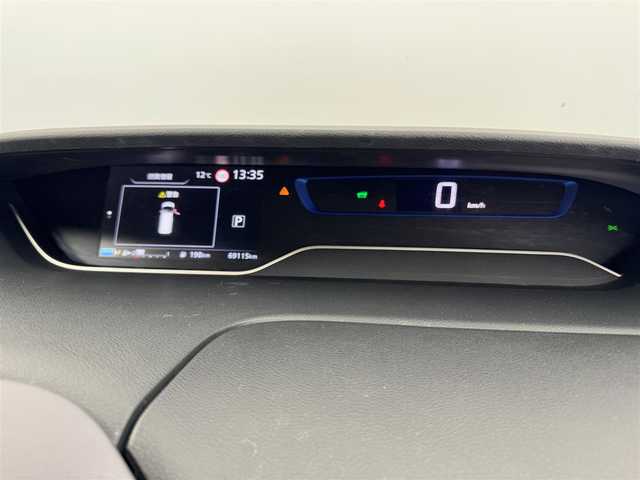 日産 セレナ e－パワー ハイウェイスター V 愛知県 2021(令3)年 7万km ブリリアントホワイトパール プロパイロット　/ナビ　/全方位カメラ　/追従クルコン　/後席モニター　/レーンアシスト　/両側パワスラ　/前後ソナー　/ＢＳＭ　/ＬＥＤライト　/オートホールド　/ドラレコ　/スマートキー　/アルミホイール　/スペアキー