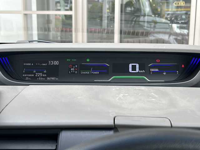 ホンダ フリード ハイブリット G ホンダセンシング 静岡県 2019(平31)年 6.8万km フォレストグリーンパール 純正ナビ/（Bluetooth／CD／DVD／フルセグTV）/バックカメラ/ビルトインＥＴＣ/レーダークルーズコントロール/両側パワースライドドア/衝突被害軽減システム/レーンキープ/ＬＥＤヘッドライト/オートライト/盗難防止装置/横滑り防止装置/3列シート/プッシュスタート/スマートキー