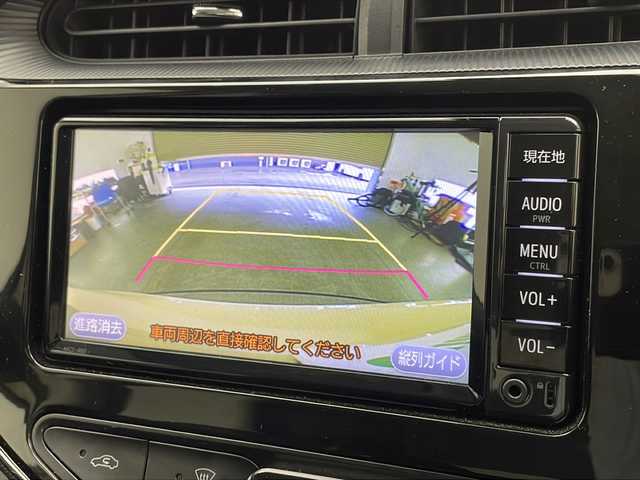 トヨタ アクア クロスオーバー 宮崎県 2018(平30)年 2.9万km ベージュ 禁煙車/トヨタセーフティセンス/純正ナビTV/（NSCD-W66/CD/DVD/Bluetooth/フルセグTV)/純正バックカメラ/純正ビルトインETC/純正15インチアルミ/純正フロアマット/プリクラッシュセーフティ/レーンディパーチャーアラート/オートマチックハイビーム/クリアランスソナー/前席シートヒーター/ハーフレザーシート/ウインカードアミラー/オートエアコン/本革巻ハンドル/スマートキー/プッシュエンジンスタート/新車時保証書/取扱い説明書