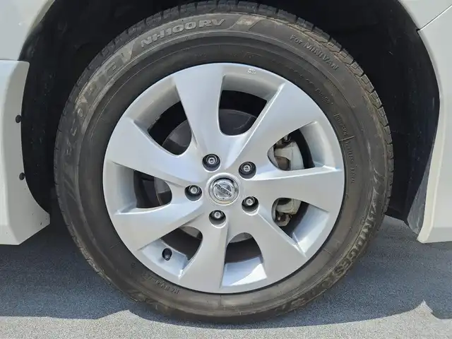 日産 セレナ ハイウェイスター Vセレクション 長崎県 2011(平23)年 5.3万km ブリリアントホワイトパール ワンオーナー/純正ナビ(BT/CD/DVD)/パワースライドドア(両側)/バックカメラ/ビルトインETC/クルーズコントロール/アイドリングストップ/ヒルスタートアシスト/ビークルダイナミクスコントロール/HIDヘッドランプ/オートライト/オートエアコン/本革巻きステアリング/ステアリングスイッチ/チップアップシート/フルフラット/2列目パーソナルテーブル/純正16インチアルミホイール/インテリジェントキー/プッシュエンジンスターター/イモビライザー/禁煙車