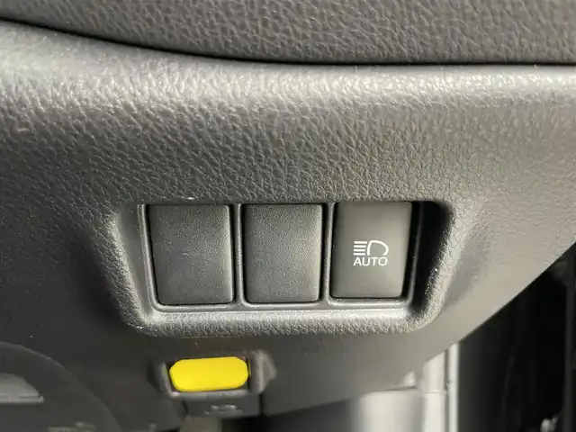 トヨタ Ｃ－ＨＲ G－T 福井県 2017(平29)年 5.4万km ブラックマイカ 純正ナビ/CD/DVD/Bluetooth/4WD/レーダークルーズコントロール/バックカメラ/ドラレコ/スタッドレスタイヤ車載/スペアキー/前席シートヒーター/ターボ/スマートキー/コーナーセンサー/フォグランプ/MTモード付AT
