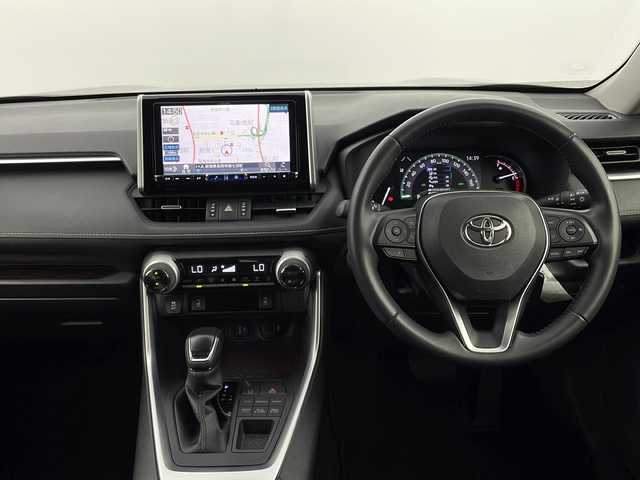 トヨタ ＲＡＶ４ G 新潟県 2020(令2)年 2万km アティチュードブラックマイカ ワンオーナー/禁煙車/社外９インチナビ/フルセグ/　CD/DVD/SD/Bluetooth/バックカメラ/サンルーフ/黒革シート/パワーバックドア/レーダークルーズコントロール/ステアリングヒーター/LEDヘッドライト/オートライト/電動格納式ミラー/ビルトインETC