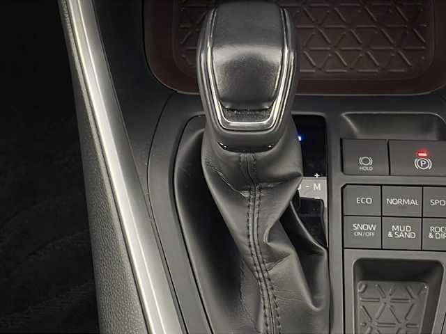 トヨタ ＲＡＶ４ G 新潟県 2020(令2)年 2万km アティチュードブラックマイカ ワンオーナー/禁煙車/社外９インチナビ/フルセグ/　CD/DVD/SD/Bluetooth/バックカメラ/サンルーフ/黒革シート/パワーバックドア/レーダークルーズコントロール/ステアリングヒーター/LEDヘッドライト/オートライト/電動格納式ミラー/ビルトインETC