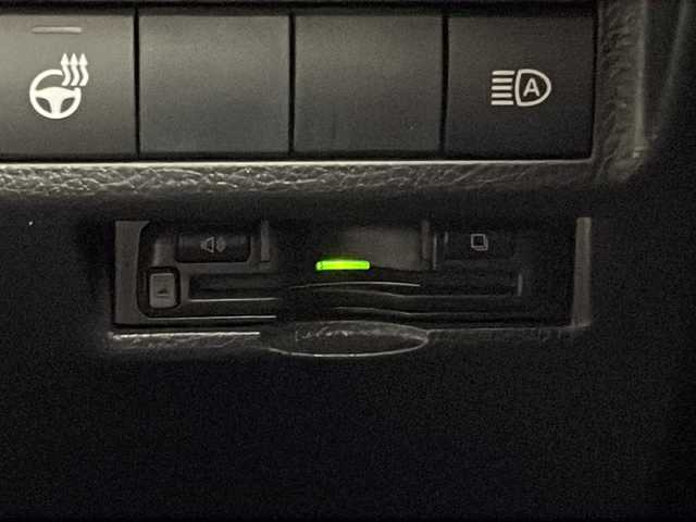 トヨタ ＲＡＶ４ G 新潟県 2020(令2)年 2万km アティチュードブラックマイカ ワンオーナー/禁煙車/社外９インチナビ/フルセグ/　CD/DVD/SD/Bluetooth/バックカメラ/サンルーフ/黒革シート/パワーバックドア/レーダークルーズコントロール/ステアリングヒーター/LEDヘッドライト/オートライト/電動格納式ミラー/ビルトインETC