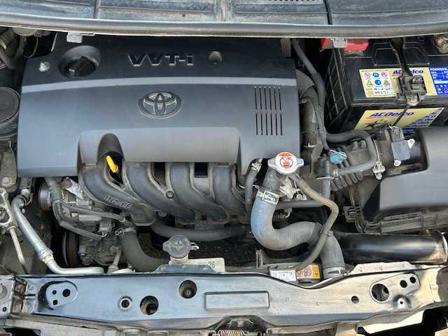 トヨタ シエンタ G 道東・釧路十勝 2019(平31)年 8.8万km ブラックマイカ ４WD/社外SDナビ(CN-HE01WD)/CD/DVD/BT/MSV/フルセグTV/全方位カメラ/両側パワースライドドア/ETC/デアイサー /社外LEDライト/革巻きステアリング/衝突軽減ブレーキ/バイザー/純正マット