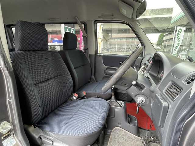 ホンダ バモス ホビオ M 千葉県 2010(平22)年 9.5万km アドミラルグレーメタリック ハロゲンライト/ヘッドライトレベライザー/社外ETC/社外フロアマット/パワーウィンドウ/純正ホイールキャップ