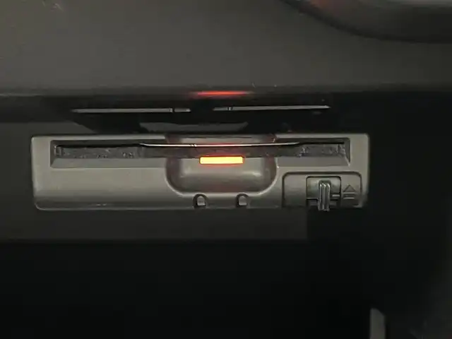 日産 ノート e－パワー ニスモ 滋賀県 2018(平30)年 6.7万km 白 純正ナビ/【CD/DVD/フルセグTV/Bluetooth】/アラウンドビューモニター/ETC/デジタルミラー/インテリジェントクルーズコントロール/車線逸脱防止支援システム/エマージェンシーブレーキ/LEDヘッドランプ/オートライト/ステアリングスイッチ/電動格納ミラー/スマートキー