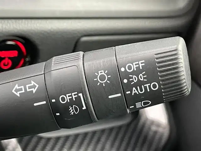 ホンダ ステップワゴン スパーダ eHEV プレミアムライン 香川県 2024(令6)年 2.4万km プラチナホワイトパール 登録時走行距離：23943km/純正SDナビゲーション/→CD/DVD再生/→フルセグTV/全方位カメラ/ビルトインETC2.0 /ステアリングリモコン/レーダークルーズコントロール/シートヒーター（1・2列目）/パワーシート/オートハイビーム/LEDオートライト/フォグランプ/電格ウィンカーミラー/レーンキープアシスト/横滑り防止装置/スマートキー/スペアキー