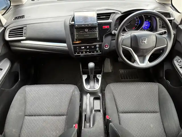 ホンダ フィット 15X 滋賀県 2013(平25)年 7.2万km ブリリアントスポーティブルーメタリック2トーン 社外7インチポータブルナビ/【Bluetooth/CD/DVD/フルセグTV】/ETC/プッシュスタート/スマートキー/ステアリングリモコン/ドアバイザー