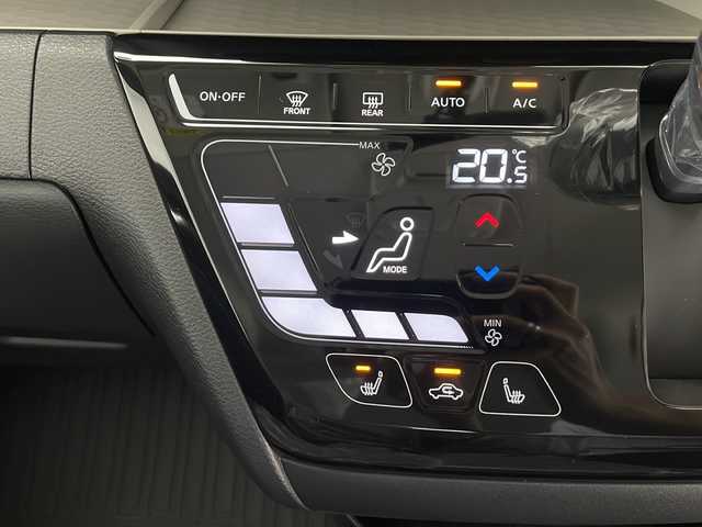 三菱 デリカミニ T プレミアム 長野県 2025(令7)年 0.1千km 緑 4WD/9型ディスプレイオーディオ/（Bluetooth＆AppleCarPlay＆AndroidAuto）/全周囲カメラ/プロパイロット/・追従型クルーズコントロール/・衝突被害軽減システム/・レーンキープアシスト/盗難防止装置/両側パワースライド/シートヒーター（前席）/ステアリングヒーター/純正ゴムマット/デジタルインナーミラー/ルーフレール/リアサーキュレーター/LEDヘッドライト/オートライト/15インチ純正アルミホイール/ライトレベライザー/スマートキー/スペアキー１本/保証書/取扱説明書