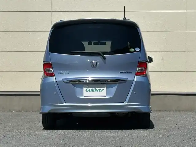 ホンダ フリード ハイブリット ジャストセレクション 茨城県 2014(平26)年 5.4万km プレミアムブルーオパールメタリック 純正ナビ/Bカメラ/クルーズコントロール/Bluetooth/両側パワースライドドア/ETC/ドライブレコーダー/ワンセグTV/3列シート/オートライト/スマートキー/純正AW/純正フロアマット/W＋サイドエアバッグ