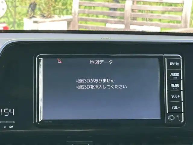 トヨタ Ｃ－ＨＲ S LEDパッケージ 埼玉県 2018(平30)年 3万km ホワイトパールクリスタルシャイン セーフティセンス/純正ナビTV/バックカメラ/LEDヘッドライト/純正１７インチアルミ/レーダークルーズコントロール/衝突軽減ブレーキ/Fドラレコ/プッシュスタート/スマートキー/走行３００１１キロ/業者施工の内外装クリーニング済/保証書付整備手帳