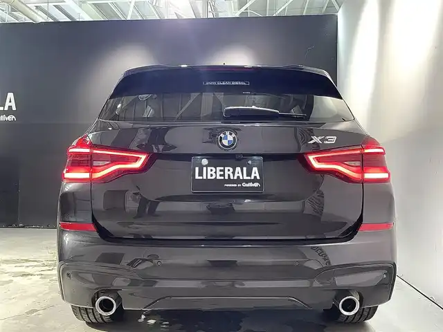 ＢＭＷ Ｘ３ xDrive20d Mスポーツ 道央・札幌 2018(平30)年 2.3万km ソフィスト・グレー・ブリリアント・エフェクト ドライビング・アシスト・プラス/・ACC/・ステアリング＆レーン・コントロール・アシスト/・アクティブ・サイド・コリジョン・プロテクション/・レーン・ディパーチャー・ウォーニング/・レーン・チェンジ・ウォーニング/・後車衝突警告機能/・クロス・トラフィック・ウォーニング/・前車接近警告機能/・衝突回避・被害軽減ブレーキ/19インチ・Mライト・アロイホイール・ダブルスポーク・スタイリング/黒革レザーシート/パワーシート（D/N）/メモリー付パワーシート（D）/シートヒーター（前席・後席）/パーキング・アシスト・プラス/アダプティブLEDヘッドライト/オートライト/ワイヤレスチャージング/純正ドライブレコーダー/テールゲート/レインセンサー/ETC/・保証書、取扱説明書（有）/・スペアキー×１