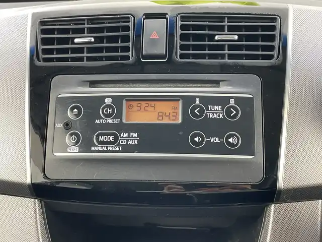 ダイハツ ムーヴ カスタム RS 愛知県 2013(平25)年 8.5万km パールホワイトⅢ 禁煙車/純正オーディオ/（AM/FM/CD/AUX)/ETC/アイドリングストップ/純正15インチアルミホイール/スマートキー/プッシュスタート/キセノンヘッドライト/フロントフォグランプ/オートライト/ドアバイザー