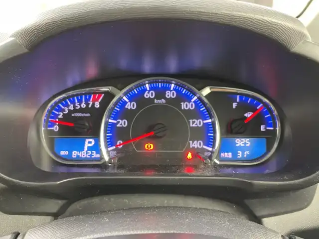 ダイハツ ムーヴ カスタム RS 愛知県 2013(平25)年 8.5万km パールホワイトⅢ 禁煙車/純正オーディオ/（AM/FM/CD/AUX)/ETC/アイドリングストップ/純正15インチアルミホイール/スマートキー/プッシュスタート/キセノンヘッドライト/フロントフォグランプ/オートライト/ドアバイザー